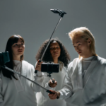 Konsol dan Aksesori Generasi Terbaru untuk Pengalaman Terbaik