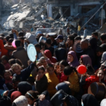 Kelaparan, kehausan, dan kekacauan di Gaza selatan saat permusuhan mendorong bantuan kemanusiaan ke ambang kehancuran